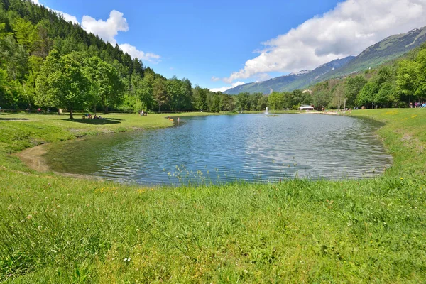 Beautiful View Lake Leisure Park Valley Tarentaise French Alps — Stock Photo, Image