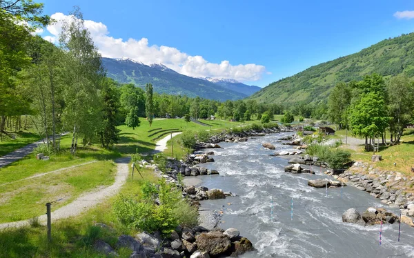 Flowing Waters River Crossing Leisure Park Valley Tarentaise French Alps — Stock Photo, Image