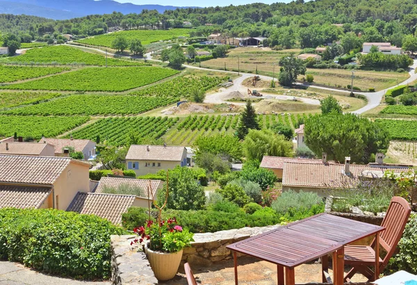 Tavolo Terrazza Con Vista Sul Campo Vigneto Sulle Colline Vaucluse — Foto Stock