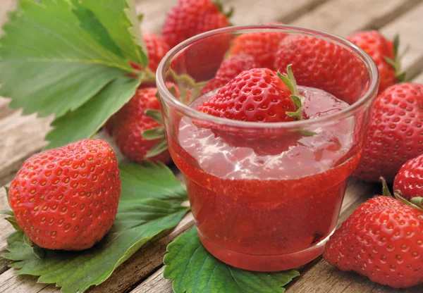 Strawberry and jam — Stock Photo, Image