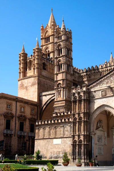 Palermo székesegyháztól található katolikus érsekség Palermo, sápadt Stock Kép