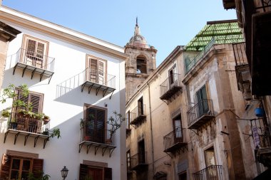 Sisli Caltagirone, Sicilya 