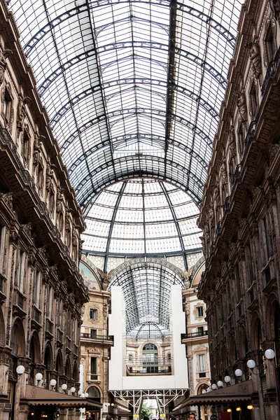 Vittorio Emmanuele gallery υπέροχο εσωτερικό, Μιλάνο, Ιταλία — Φωτογραφία Αρχείου