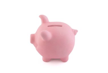 Pembe domuz kumbarası kırpma yolu olan beyaza izole edilmiş.
