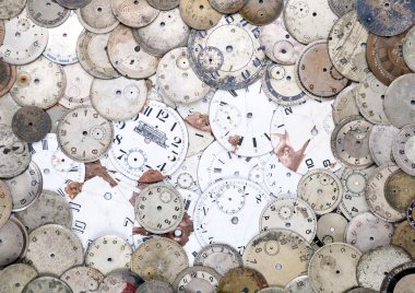 Antika saat yüzleri