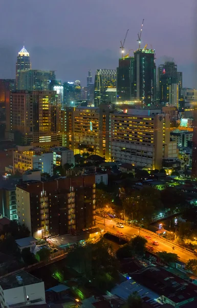 Wohnviertel von Bangkok in der Nacht — Stockfoto