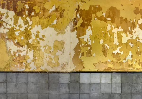 Peeling Paint Texture Grunge Wall Background Cracked Peeled Yellow Paint — Stock Photo, Image