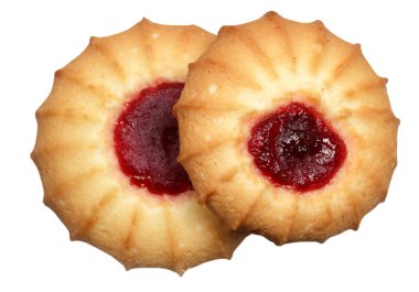 Beyaz arkaplanda reçelli kurabiyeler