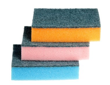 Beyaz bir arka plan üzerinde ovma sünger