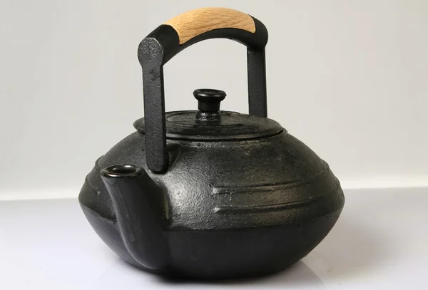 生铁茶壶 — 图库照片