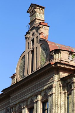 Antik Bina parçası