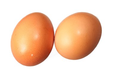 Beyaz arkaplanda yumurtalar