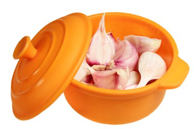 Silikon üzerinden bir tavada sarımsak