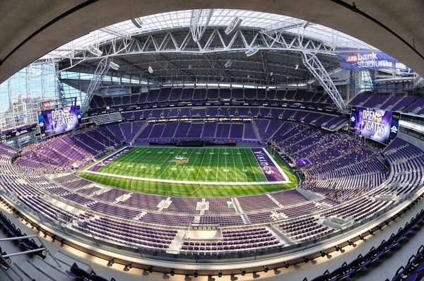 Fisheye vy av Minnesota Vikings oss Bank Stadium i Minneapolis — Stockfoto