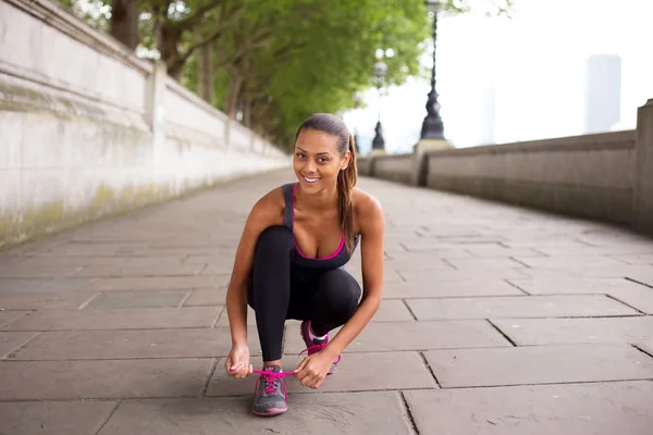 Londra'da egzersiz fitness kadın — Stok fotoğraf