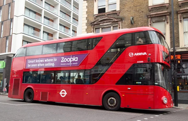 Londra otobüsü — Stok fotoğraf