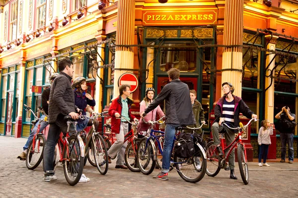 Sepeda di pasar leadenhall — Stok Foto