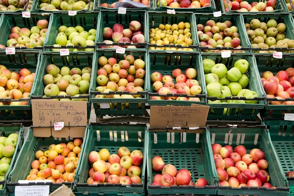 Supermarkt-Äpfel — Stockfoto