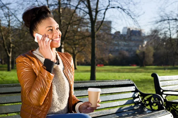 Girl in park — Stock Photo, Image