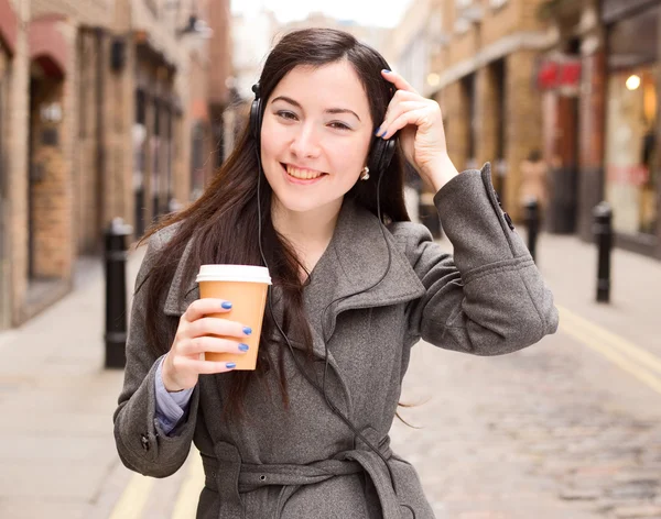 Young woman — Stock Photo, Image