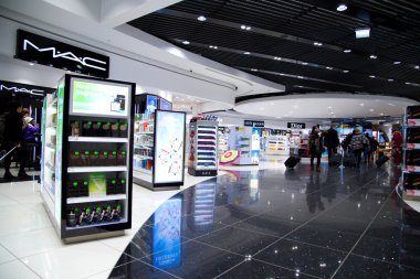 Stanstead, Duty free mağazaları.