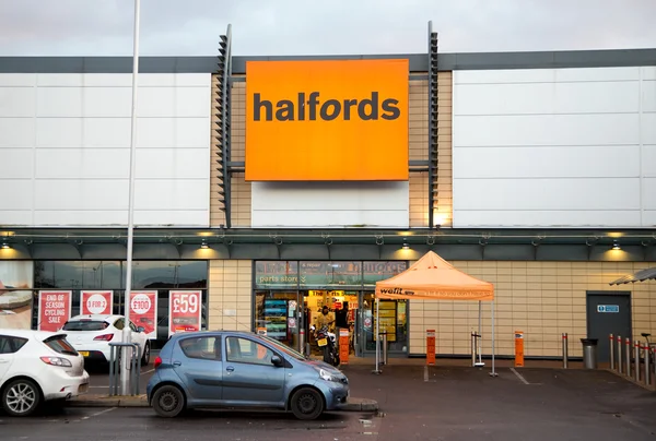 Halfords — Stock Photo, Image