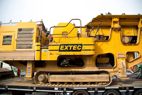 Rock crushing machine — Stock Photo, Image