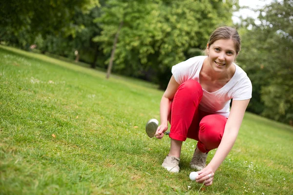 Playing golf — Stock Photo, Image