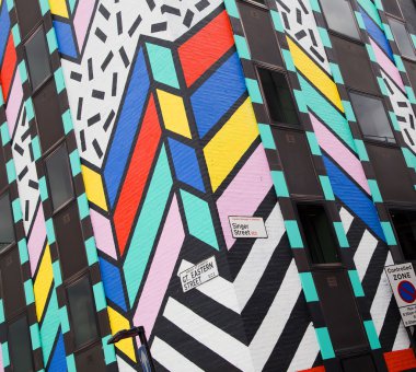 Camille walala sanat