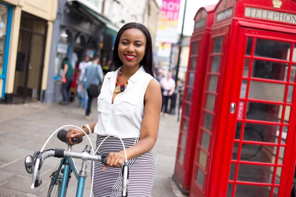 Cycliste à Londres — Photo