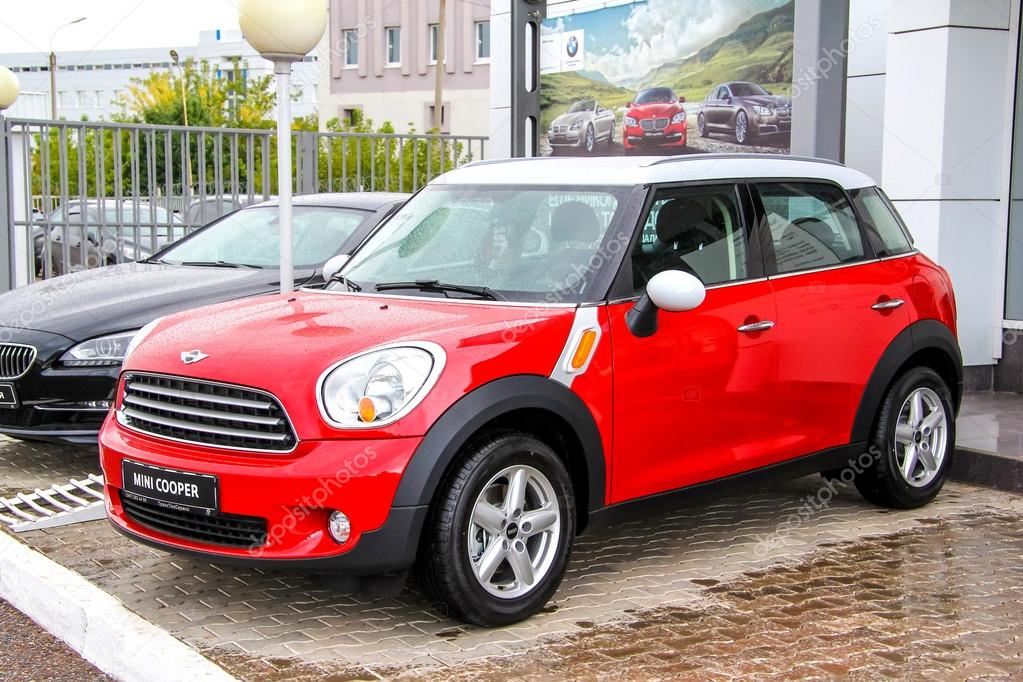 Mini Cooper Countryman Stock Editorial Photo C Artzzz