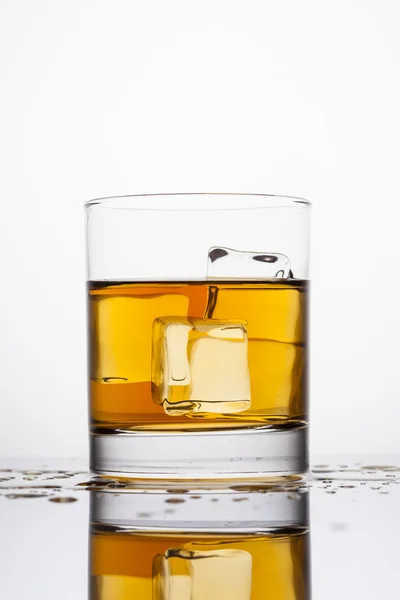 Bicchiere di whisky — Foto Stock