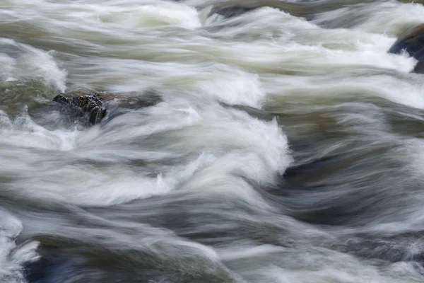 Gyorsan mozgó víz patak Rapids — Stock Fotó