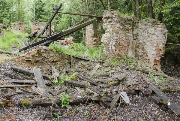 Ruin of old house — Stock Photo, Image