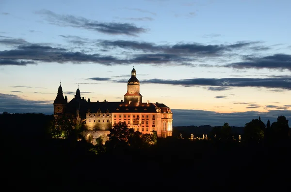 Castillo de Ksiaz después de la puesta del sol —  Fotos de Stock