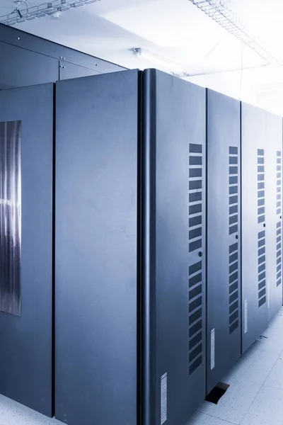 Server Rack Inuti Datacenter Internetleverantör — Stockfoto