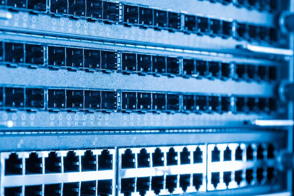 Primer Plano Del Panel Interruptores Con Puertos Ethernet Fibra Óptica —  Fotos de Stock