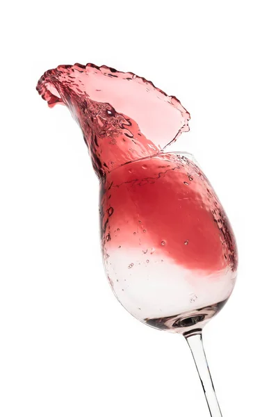 Красное Вино Выплескивающееся Стакана Изолированное Белом — стоковое фото