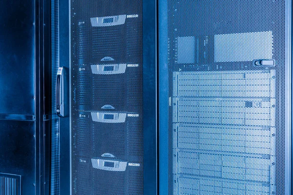 Rafturi Servere Interiorul Centrului Date Furnizorului Servicii Internet — Fotografie, imagine de stoc