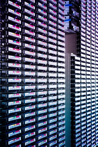 robotic data archive center with large amount of magnetic tapes