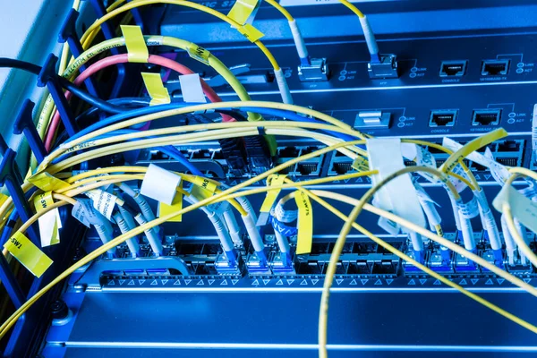 Server Data Center Ethernet Cables Connected Data Switch — Stock Photo, Image