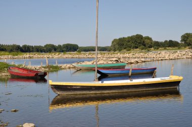 Anjou bir Nehri üzerinde tekne