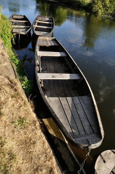 Boat on a river in Anjou — Stock Photo, Image