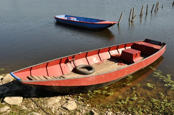 Boat on a river in Anjou — Stock Photo, Image