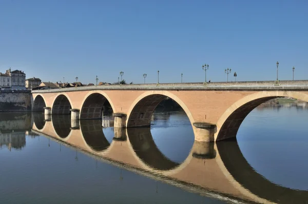 Bergerac, puente sobre el río Dordoña —  Fotos de Stock