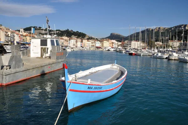 Wooden Row Boat Cassis — Stock Photo, Image