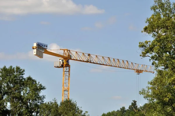 Guindaste Canteiro Obras Jonzac — Fotografia de Stock