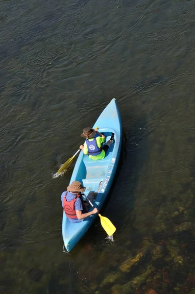 Touristes Canot Sur Rivière Dordogne — Photo