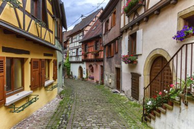 Rempart-sud sokak Eguisheim, Alsace, Fransa