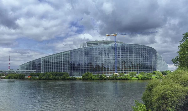 Strabourg、フランスの欧州議会の裏 — ストック写真